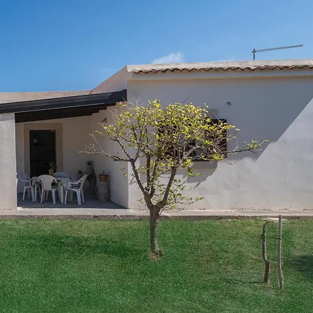 Ape Ermy Villa Avola Exterior photo